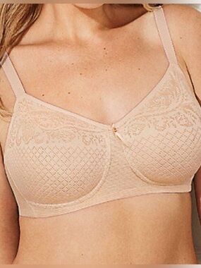 NWT Wacoal Visual Effects Wire Free Minimizer Bra Style#852210